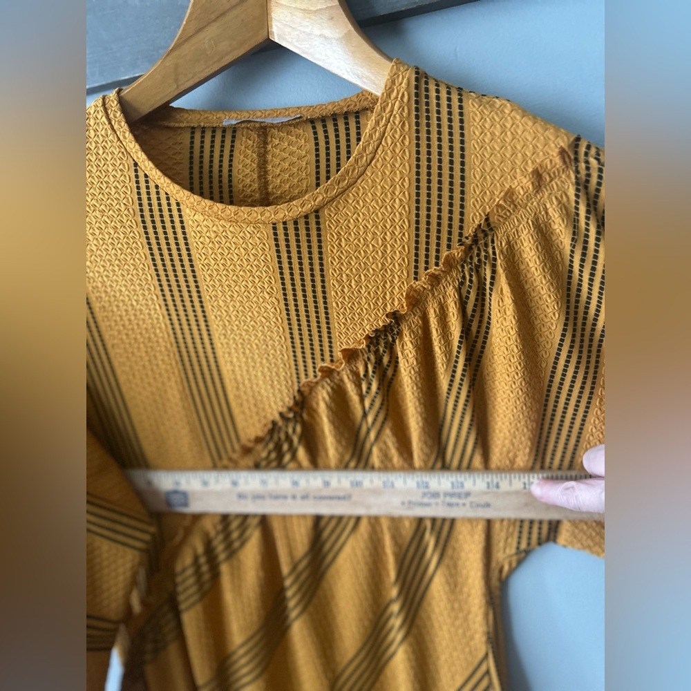 Zara dress - Picture 8 of 11